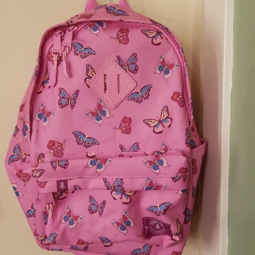 Girls backpack. NEW with no Tags.